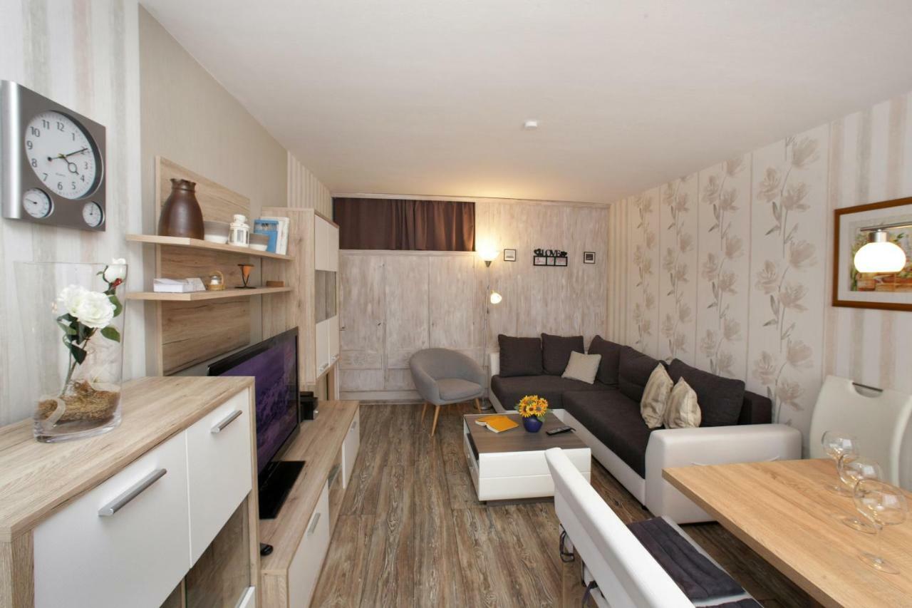Low Budget Kaprun Apartments Habitación foto